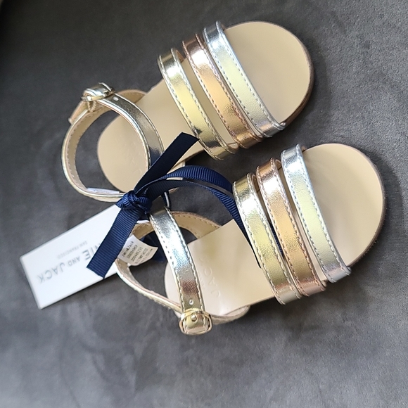 NWT size 7 janie and jack little girl shoes - Picture 1 of 2